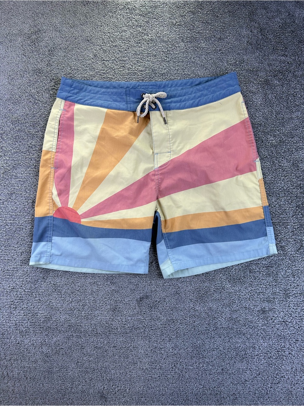 Faherty Soleil Board Shorts Sun and Wave  7" Swim Suit Mens 33 Fits 34” Pockets